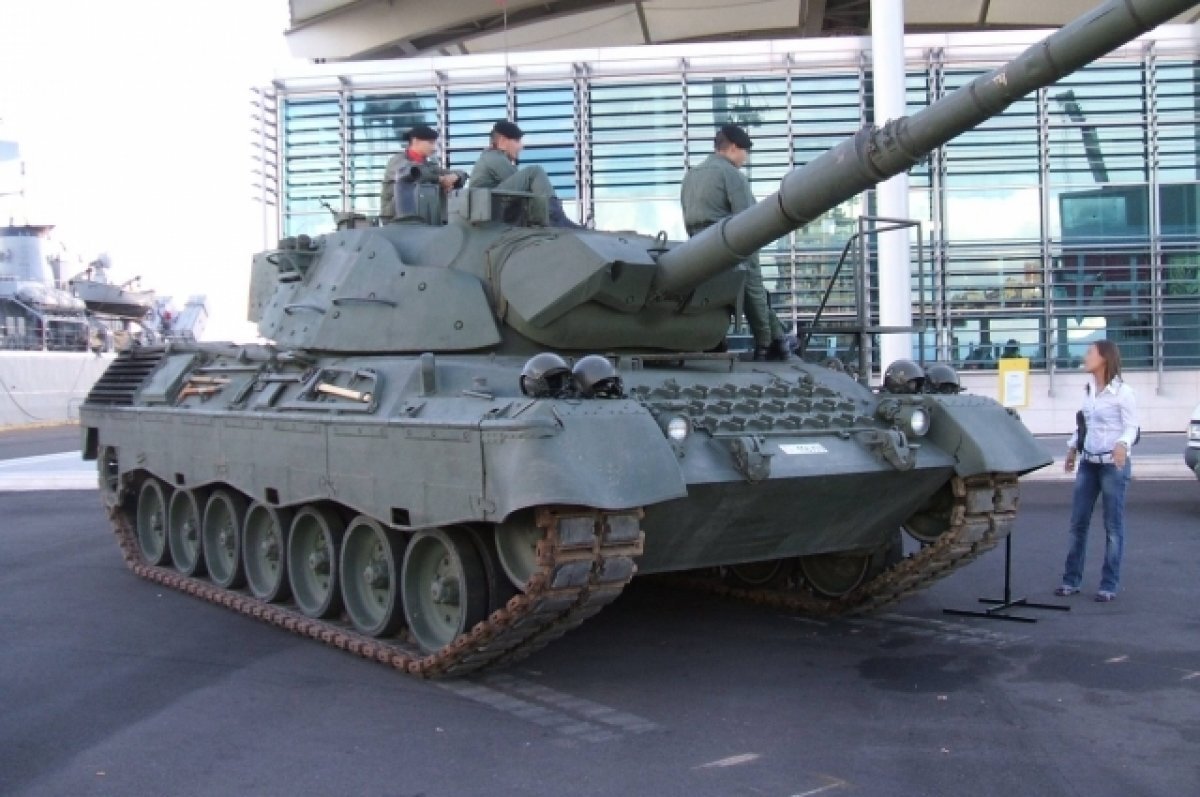    Leopard 1.