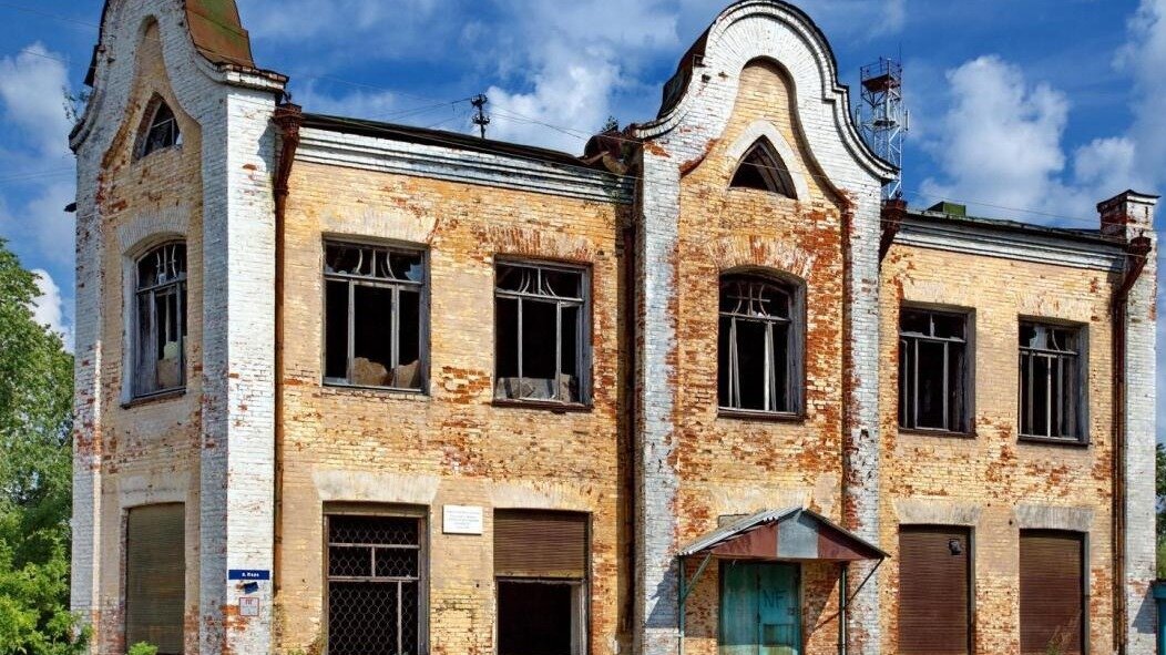     «Конторское здание с лавкой» продают власти Тобольска. Строение является объектом культурного наследия.