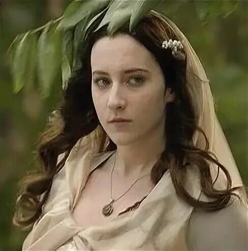 Между ними металась София... источник: muhtesemyuzyil.fandom.com