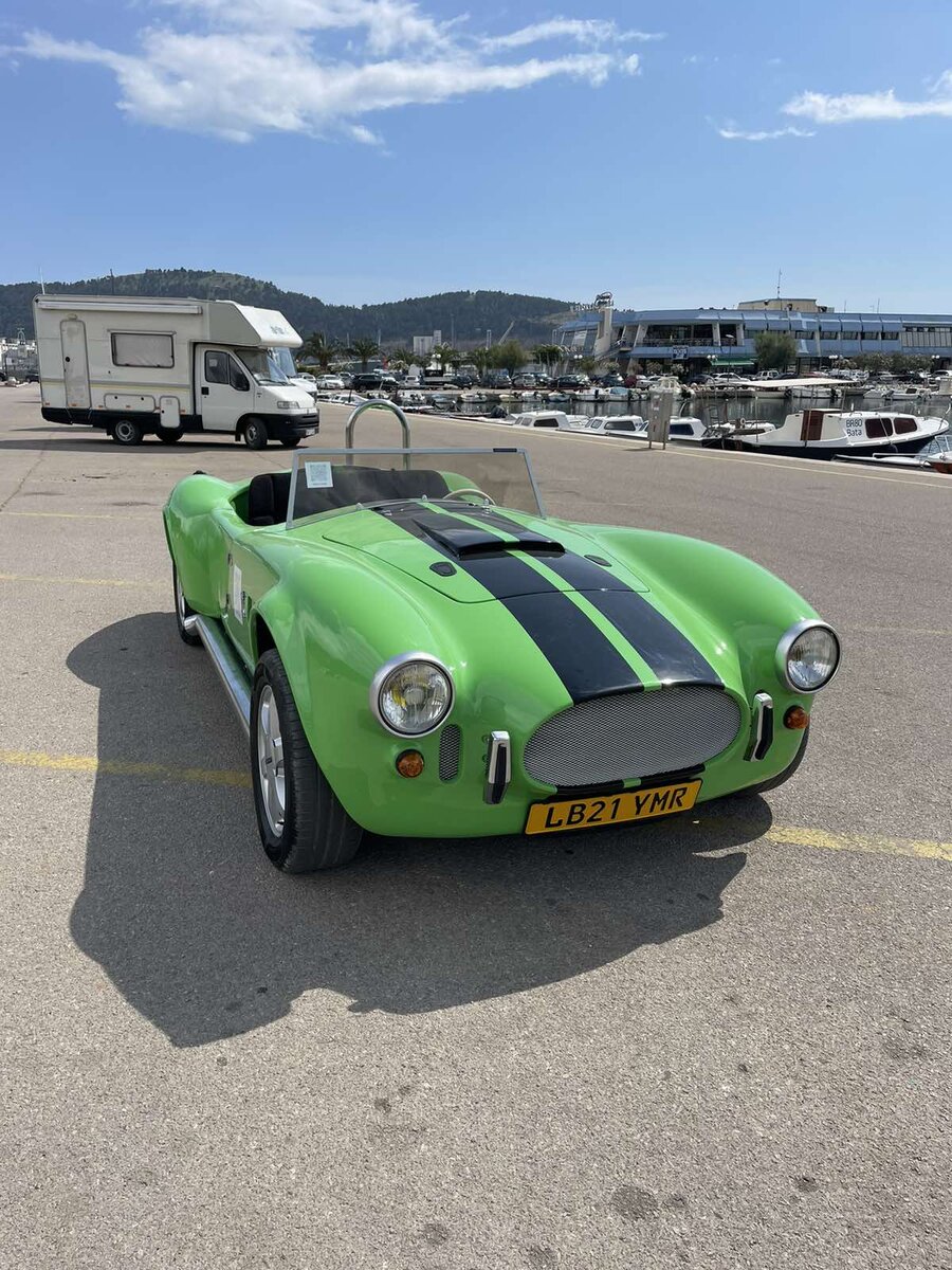 Cobra Shelby: сделано вручную. 