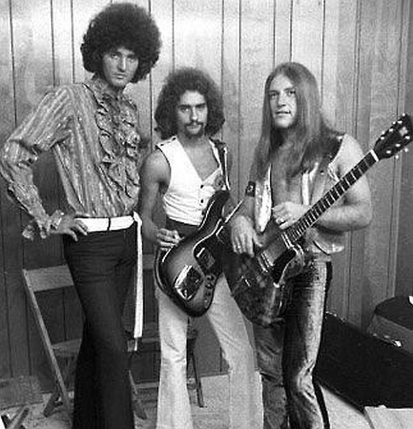 GRAND FUNK RAILROAD