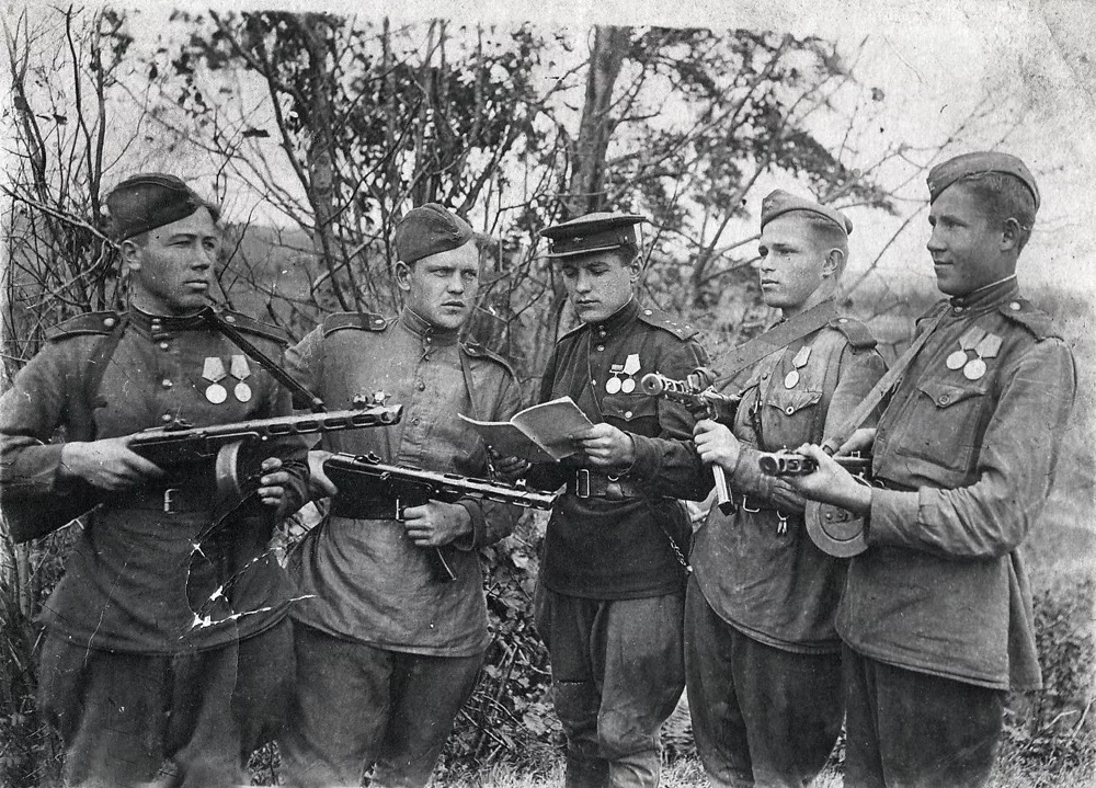 разведчики вов. разведчики ркка 1941. разведчики ркка 1941. ркка в годы вов. советская разведка 1941.