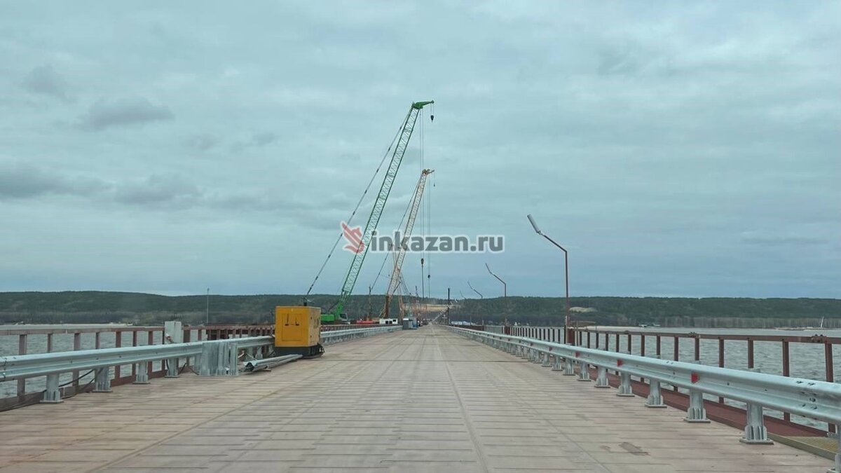     В Татарстане строительство платной трассы из Алексеевского до Альметьевска подорожало почти на 20 млрд рублей. Об этом сообщил глава министерства транспорта и дорожного хозяйства РТ Фарит Ханифов.