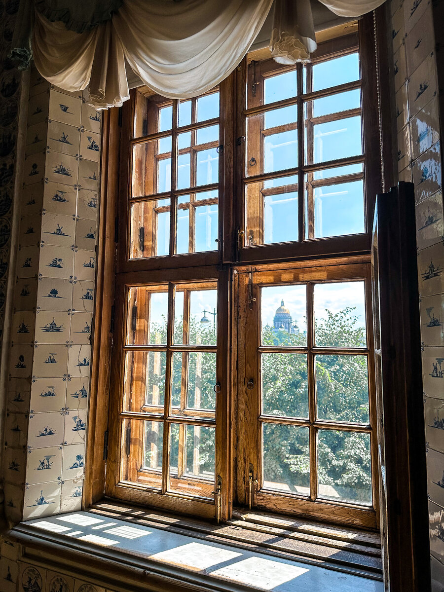 Меншиковский дворец