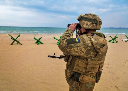    Минобороны Украины угрожает топить суда, идущие в российские порты по Чёрному морю