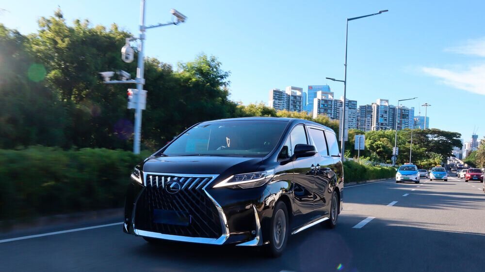 Lexus LM