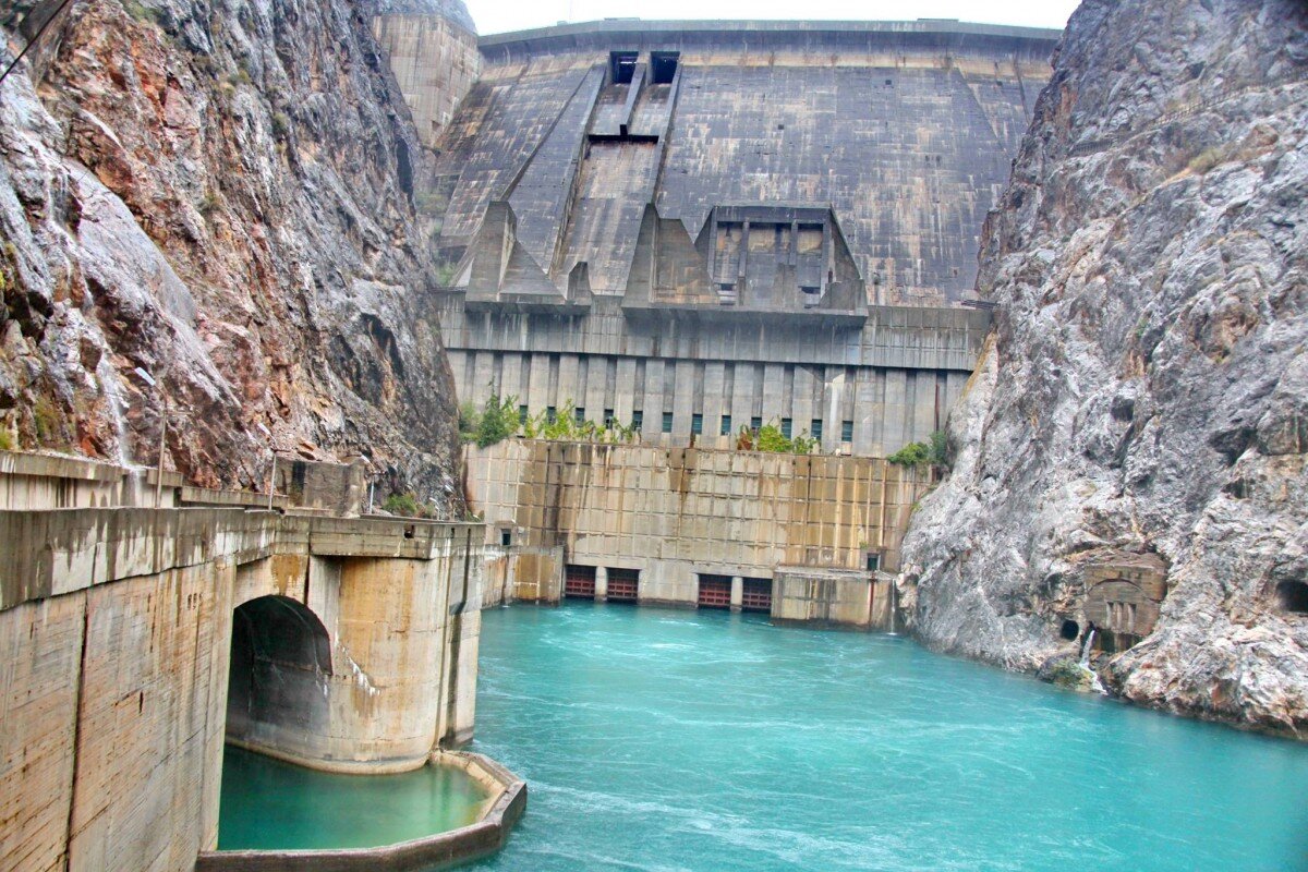 Токтогульское водохранилище Киргизия