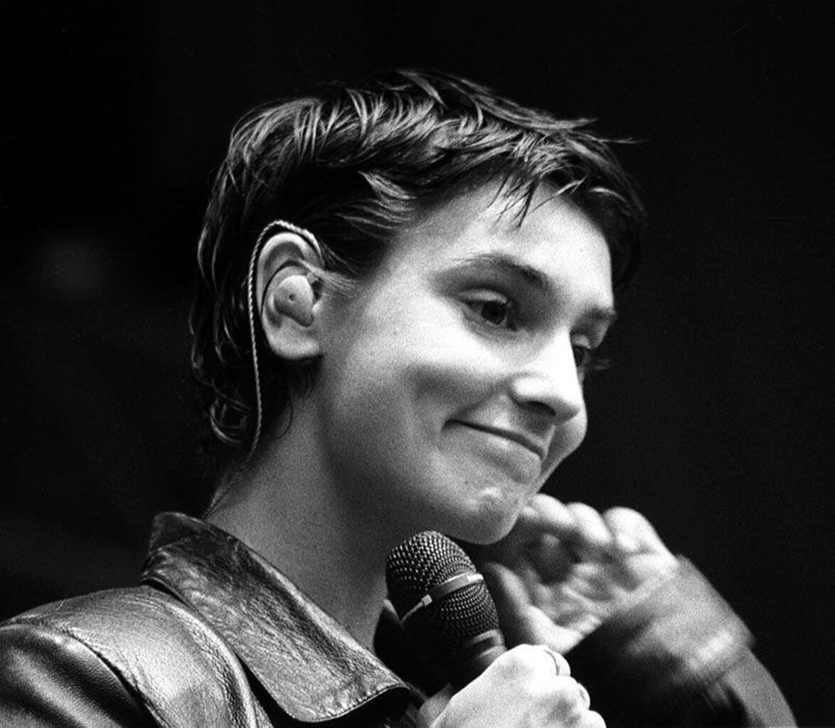 Sinead o'connor 2021. шинейд о’коннор. Sinead o'connor 2022. шинейд о’коннор. шинейд о коннор.