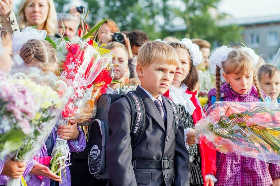    Как выбрать школьный ранец первокласснику? Фото: Depositphotos