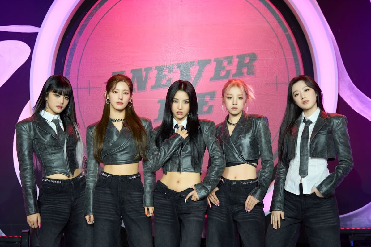 Кпоп группы которые дебютируют в 2024. Gidle Tomboy. G Idle Tomboy. G I-DLE Tomboy. G Idle участницы Tomboy