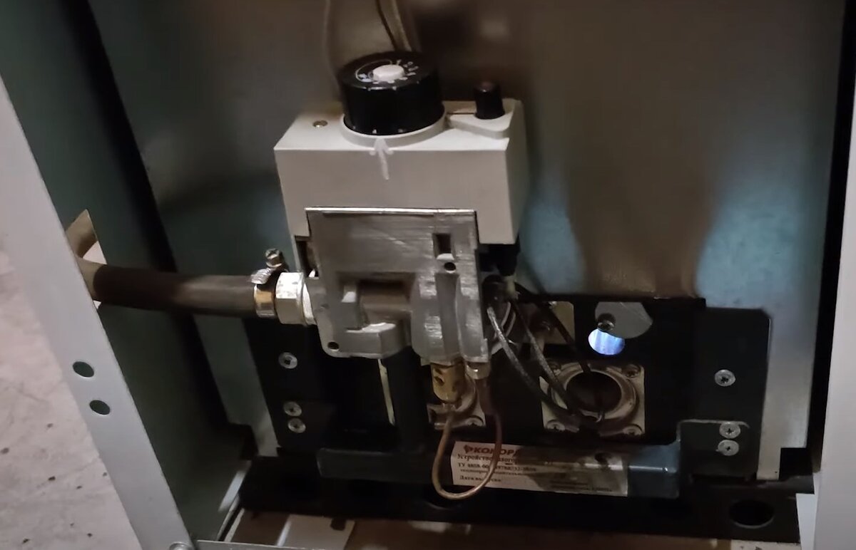 Почему отключается котел. Схема датчика протока воды для газового котла. Почему отключается котел. Почему отключается котел. Котел лемакс тухнет.