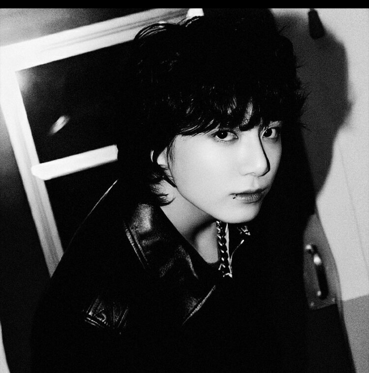 фото из Тг - группа про Чонгука