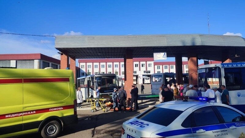     Авария с пострадавшими на автовокзале в Нефтекамске произошла накануне, 2 сентября.