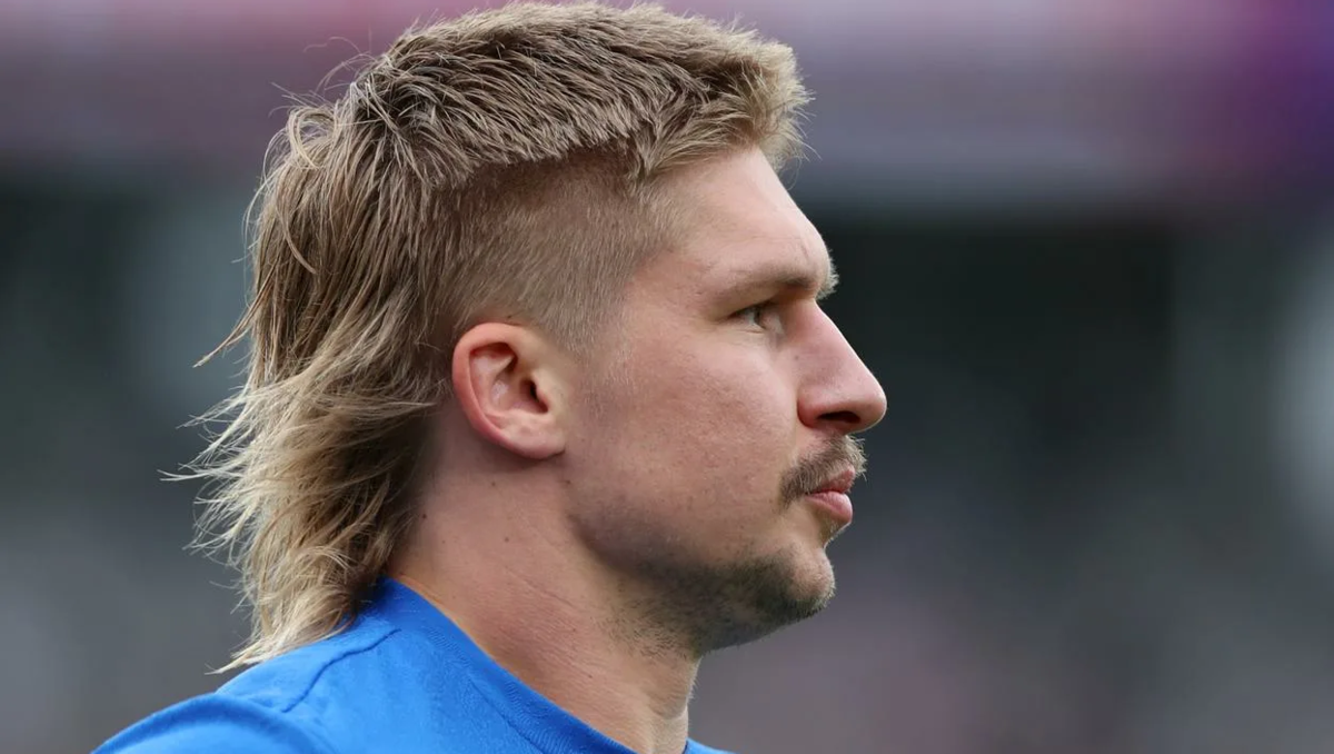 Mullet прическа. Стрижка маллет Mullet мужская. Стрижка Modern Mullet. Маллет андеркат. Муллет 2022.