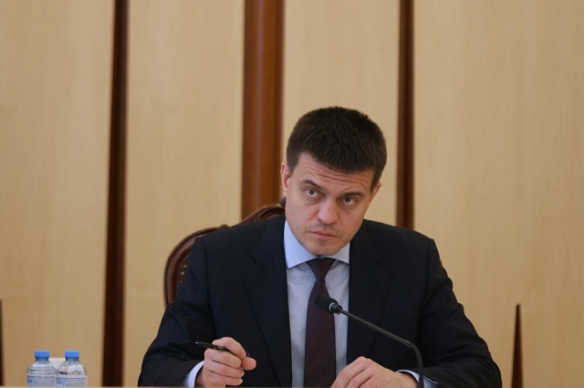    За кандидатуры губернатора должны проголосовать депутаты.