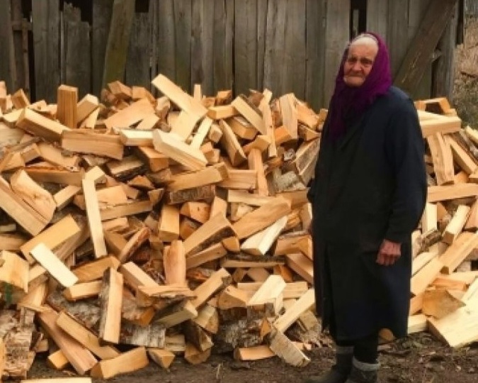 Дрова для бабушки