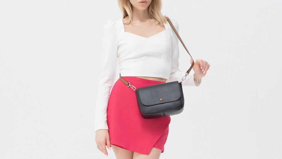 Сумочка кросс-боди из натуральной кожи бренда Faustini