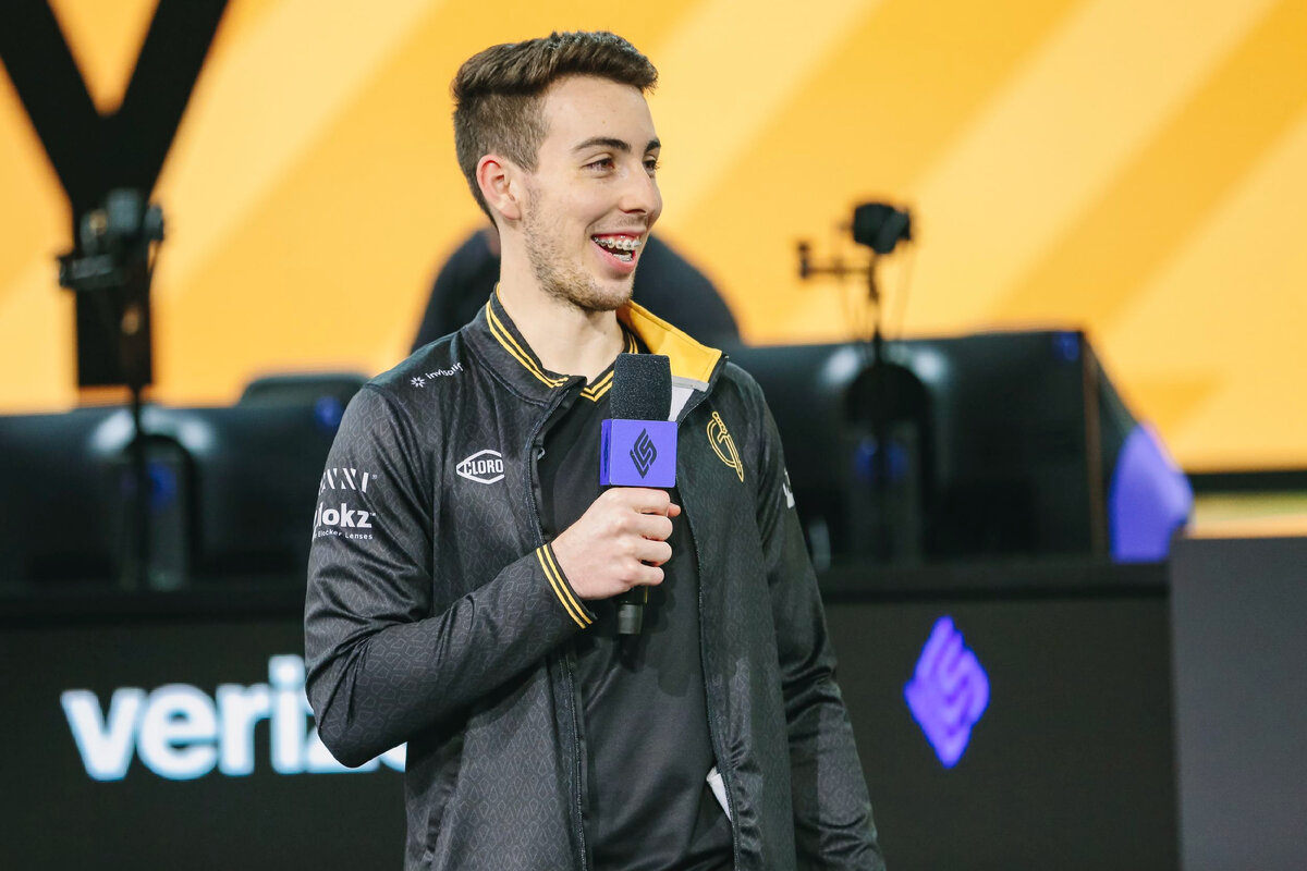 GG.Stixxay