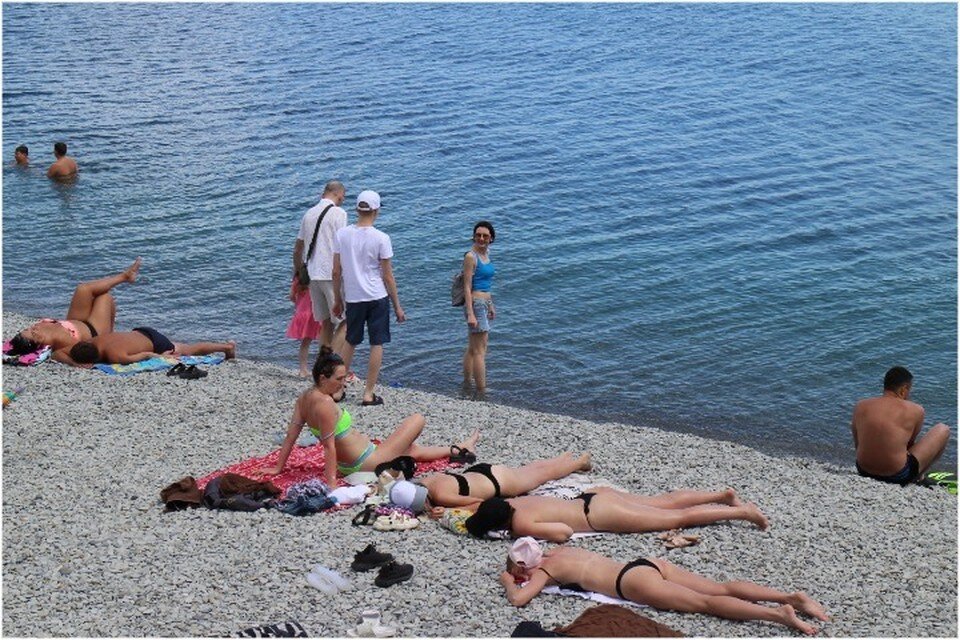    В Ялте отличные пляжи. Ольга АВЕРЬЯНОВА