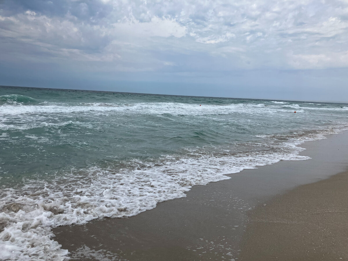 Южная коса, Мирный