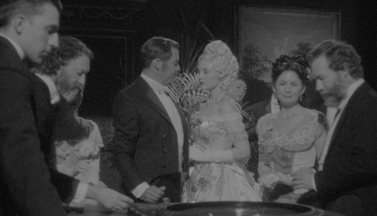 Кадр из фильма "Аббатство Даунтон: новая эра" (2022)