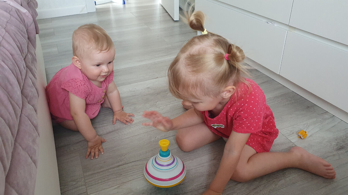 От вечной Юлы дети в восторге до сих пор, величайшее изобретение! 