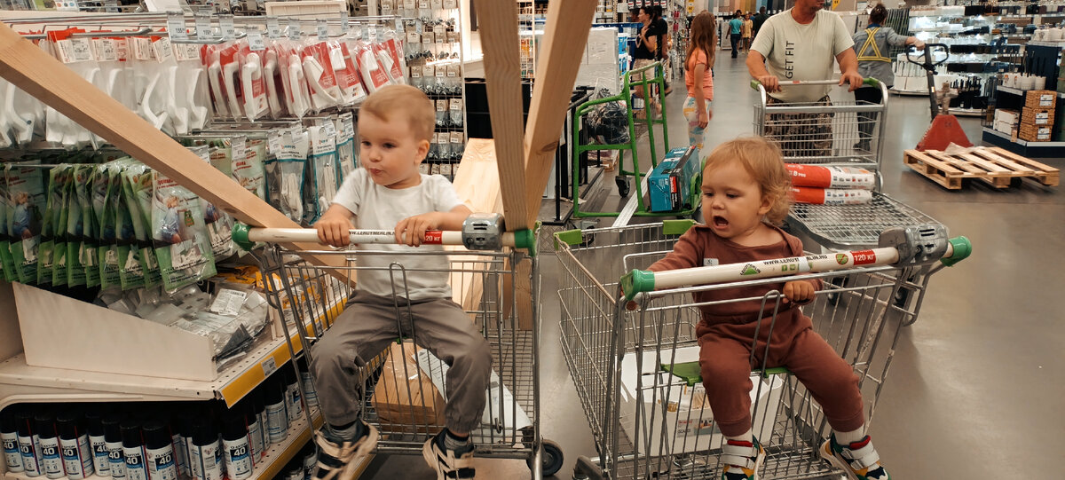 Дети помогали )