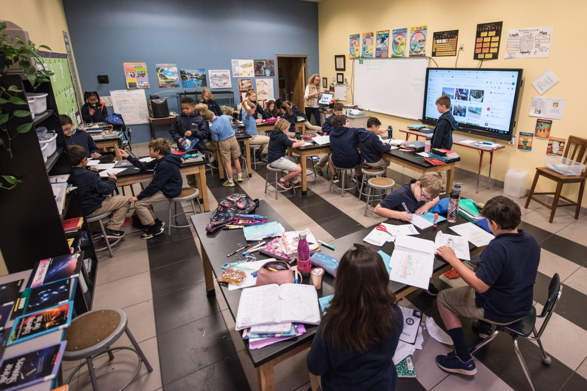 Обычная бесплатная школа в Южной Каролине. 