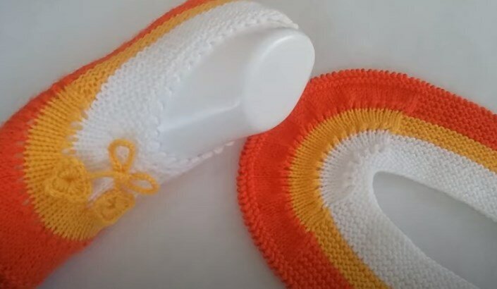 тапочки-следки «Камелия» на двух спицах с бесшовной подошвой