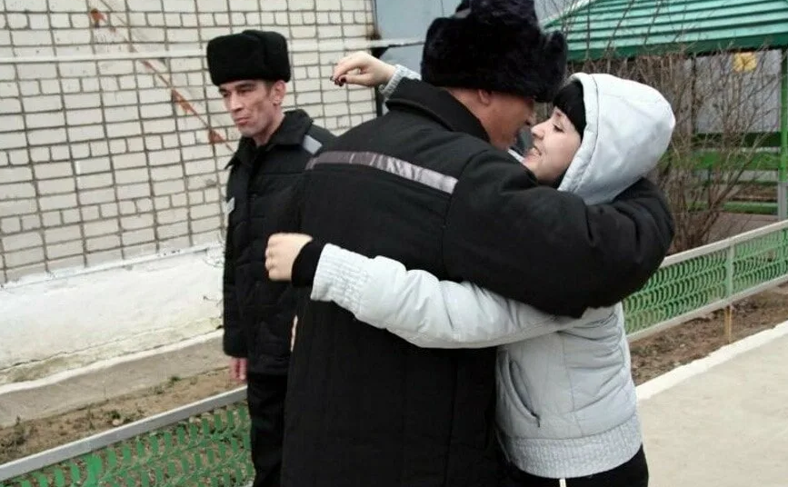 Видео стоит ли. Свидание в ИК. Любовь в тюрьме. Любовь в колонии. Свидания осужденных.