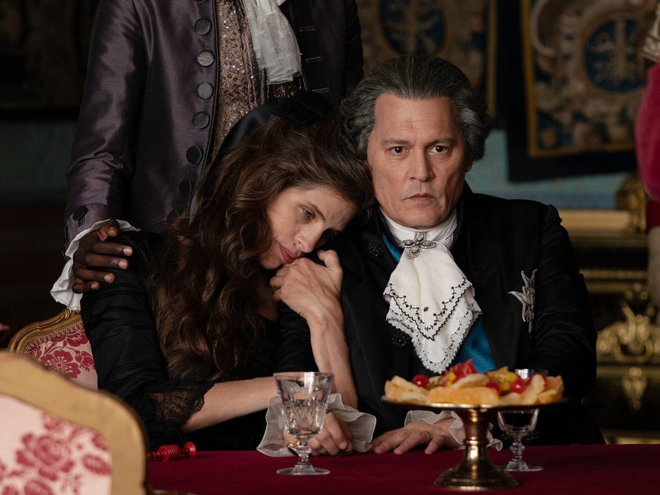 Кадр из фильма «Жанна Дюбарри», 2023 год, режиссёр Майвенн