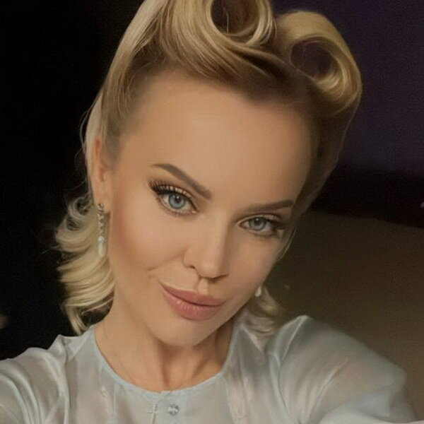     Сегодня: родились Ирина Ортман и Роман Мадянов