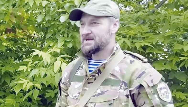    С госслужбы – на передовую