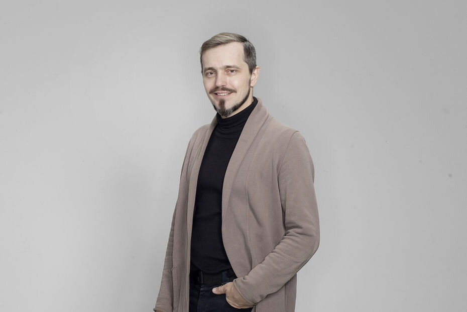 Анатолий Казаков. Руководитель направления «Гейм-дизайн» в Школе дизайна НИУ ВШЭ, разработчик образовательных игр для Агентства Стратегических Инициатив, Фонда Потанина, образовательных проектов «Москва. Анклавы 2030», «Будущие интеллектуальные лидеры России-2014», форума «Амур».