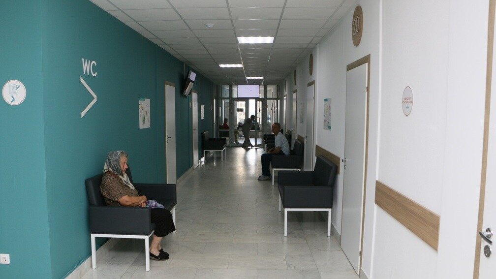     Вирус мутировал и стал заразнее.
