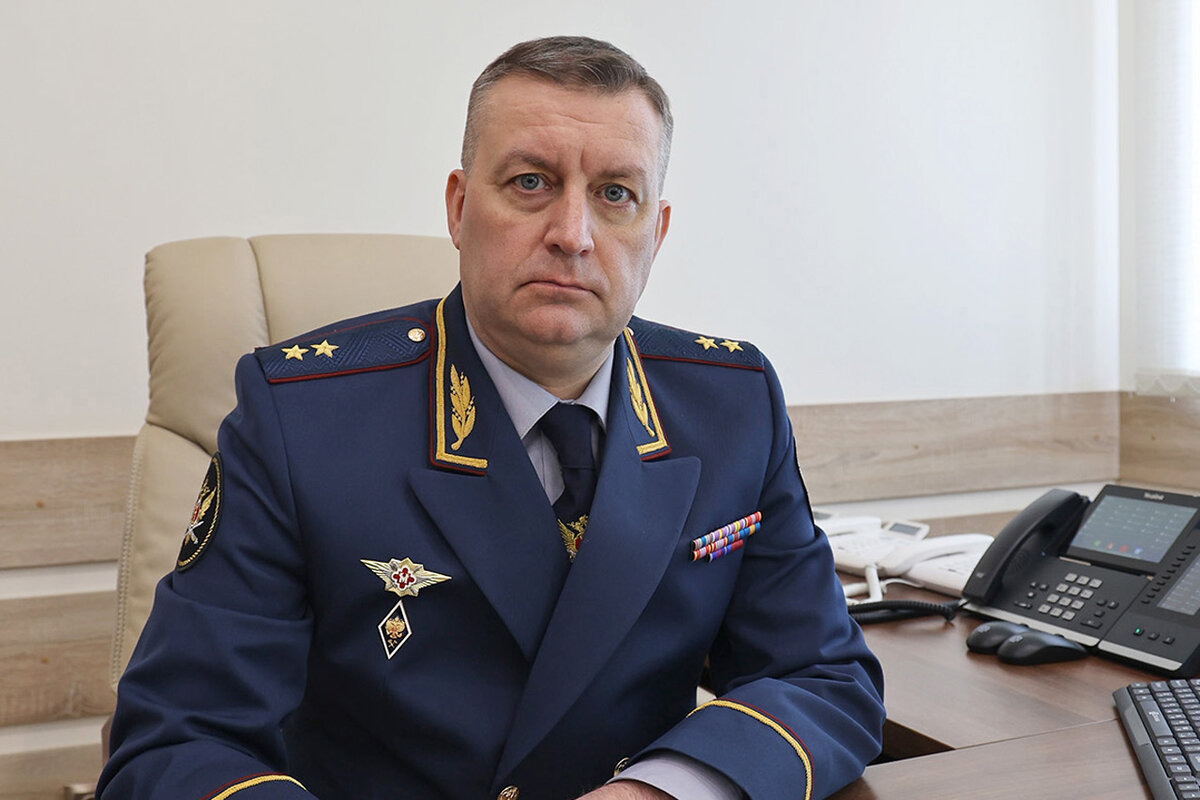     Андрей Попето возглавлял ГУФСИН по краю, а затем стал первым заместителем гендиректора Регионального фонда капремонта. С 1 августа он будет совмещать две должности: первого зама и и.о. гендиректора