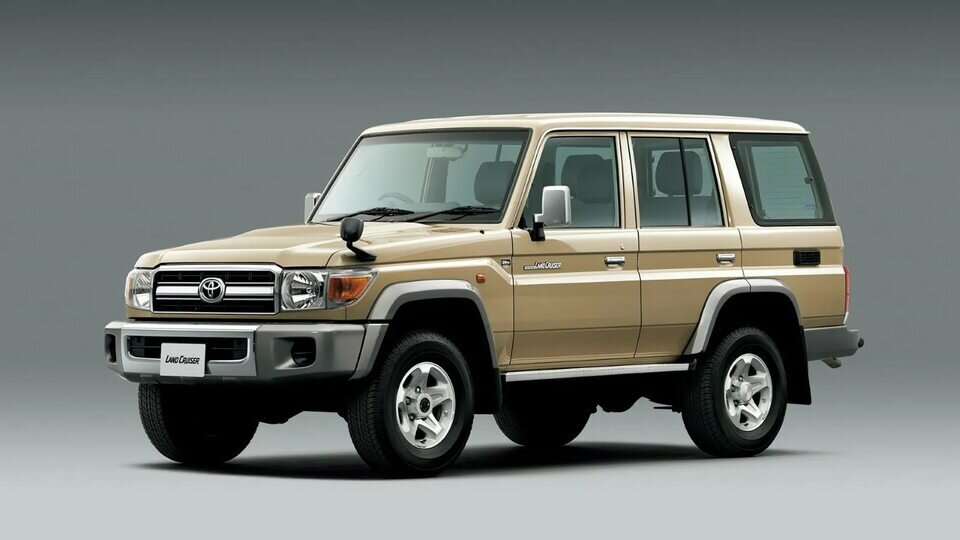 Toyota Land Cruiser 70 (J70)