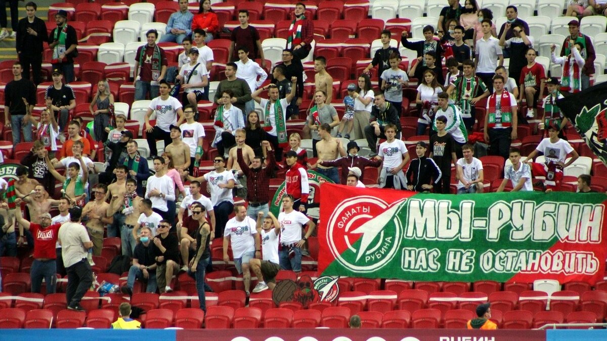     На матч казанского «Рубина» против московского «Спартака» набирают людей на «Ак Барс Арену», которые будут болеть за домашнюю команду. Об этом сообщил Telegram-канал «Злобный Рубин».
