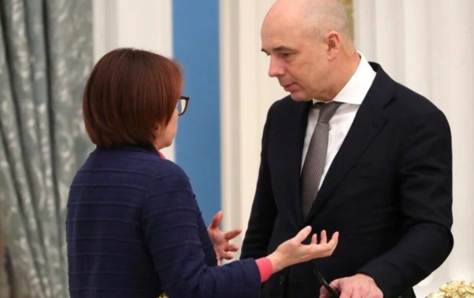 А. Силуанов и Э. Набиуллина. Фото: GLOBAL LOOK PRESS 