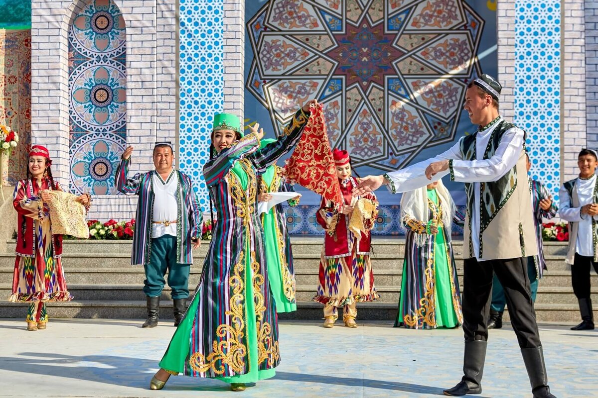 Какой праздник в узбекистане в марте. Навруз в Узбекистане. Праздник Навруз в Узбекистане. Навруз 2022 Узбекистан. С праздником Навруз Ташкент.