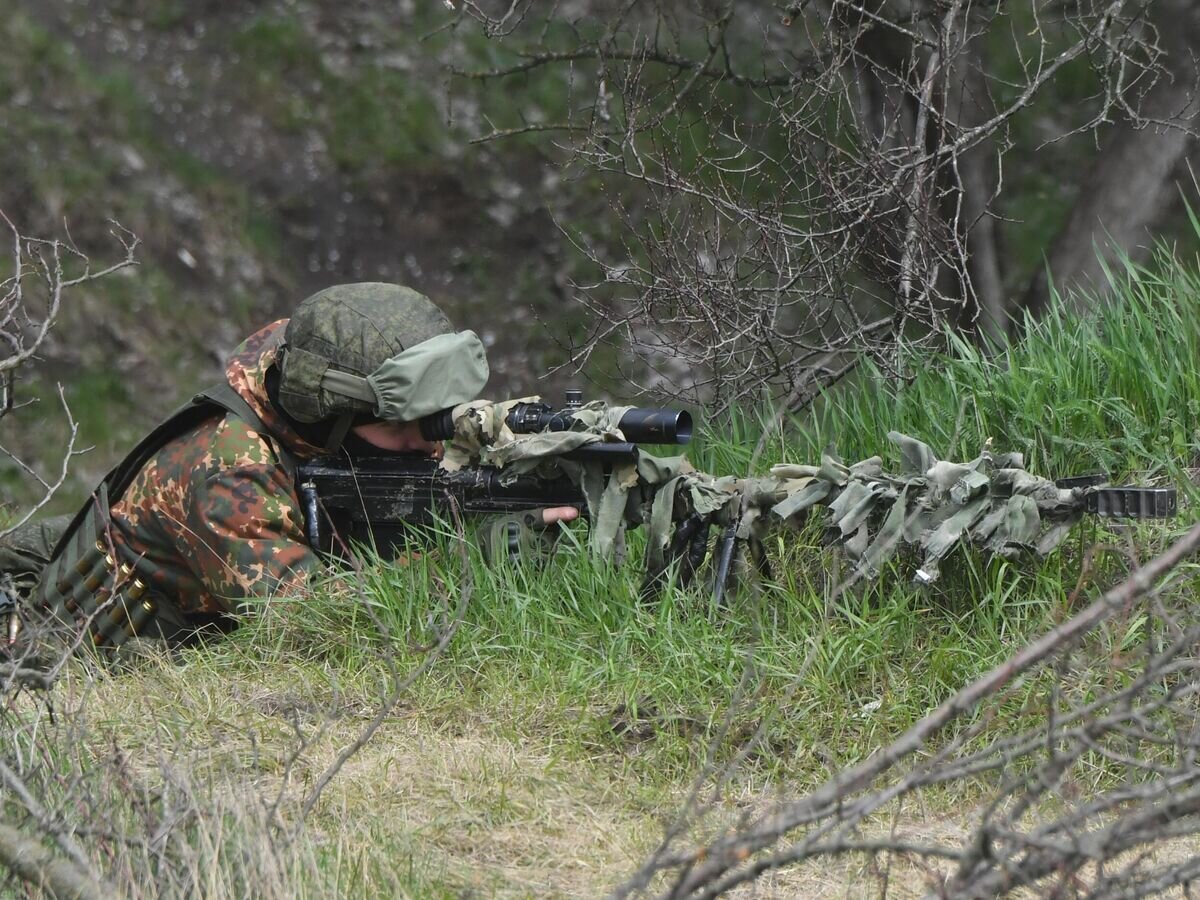    Военнослужащий подразделения ВДВ в южном секторе СВО© РИА Новости