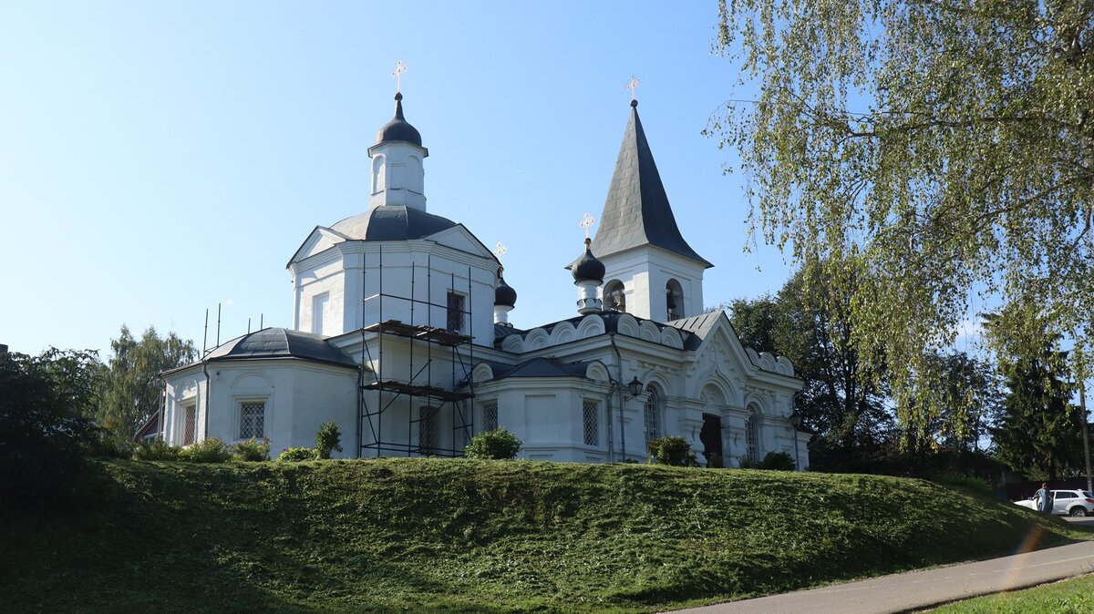 Воскресенская церковь