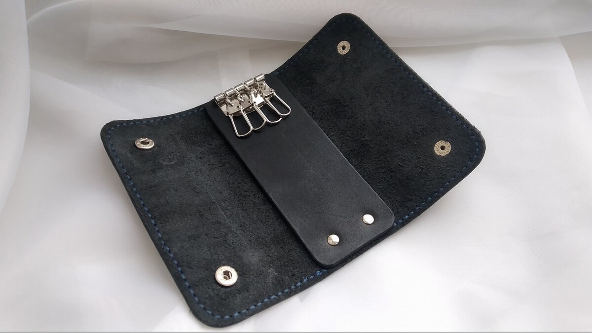 Ключница позволяет хранить все ключи вместе и не терять их