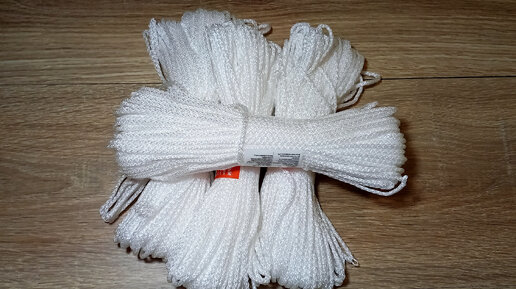 Специально купила в магазине шнур и сделала из него нежную и красивую ...