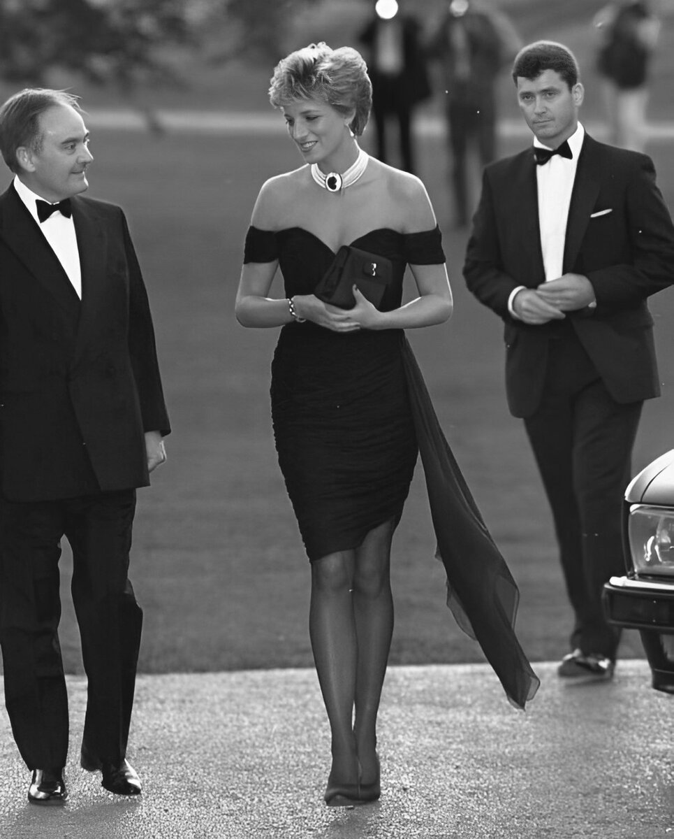 Принцесса Диана в своём культовом «платье мести»