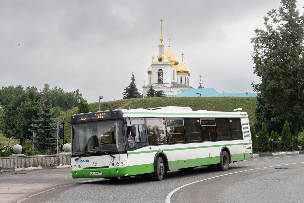 Фотозаметки. Разнообразие автобусов в подмосковном Дмитрове | Колесо  транспортного обозрения | Дзен