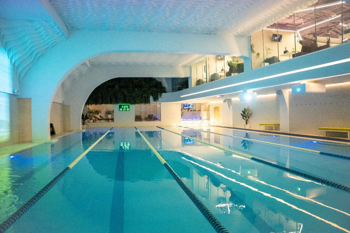 Бассейн в Savoy Wellness «Итальянский квартал»