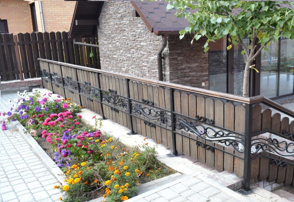 Забор для частного дома