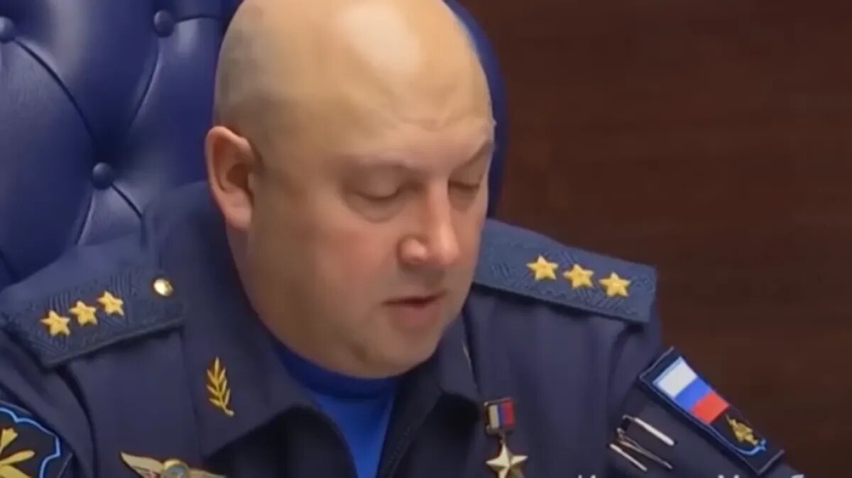Несколько комментариев о местонахождении генерала дали и официальные лица. Фото: Кадр из видео