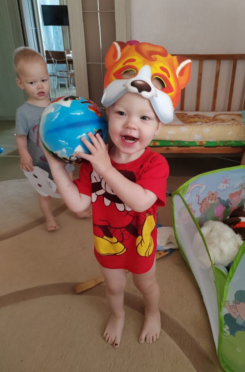 Радуются не по поводу горшка🙈